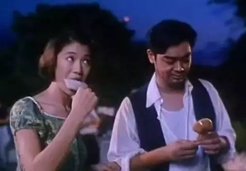 周星驰的美食故事与电影中的美食_周星驰演的美食电影_周星驰关于吃的电影