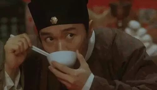 周星驰演的美食电影_美食电影周星驰故事中的女主角_周星驰的美食故事与电影中的美食