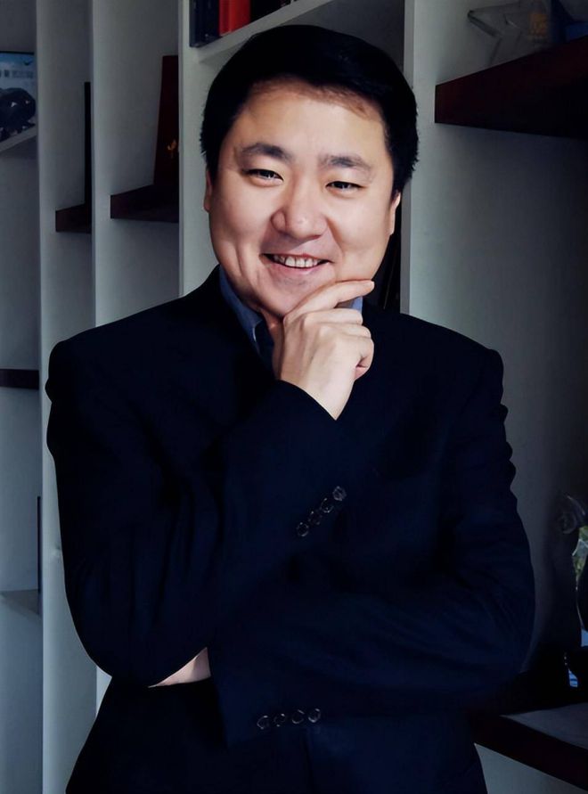金巧巧在电影节上的亮相_颜丙燕亮相影节红毯_杨旭文亮相釜山影节