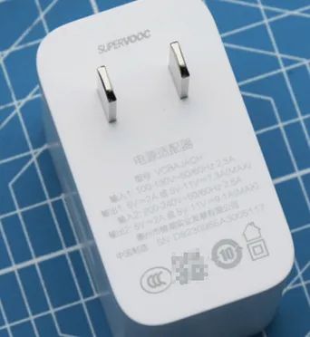 iQOO与传统相机的对比评测_iqoo7拍照对比_iqoo8拍照对比