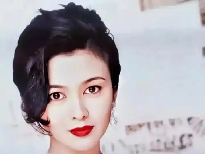 蜕变影视剧关之琳成长中的角色_关之琳在影视剧中的成长与蜕变_关之琳惊艳了时光