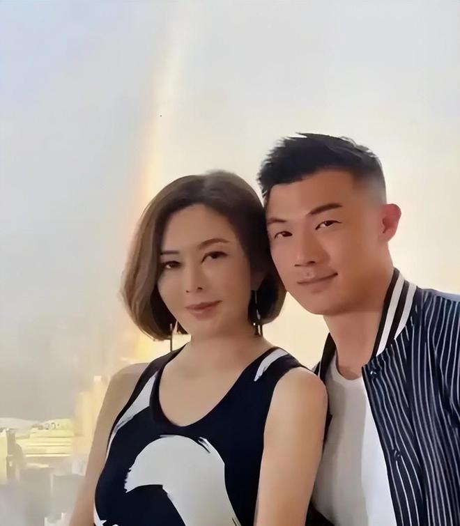 关之琳的感情生活_关之琳的感情生活与故事_关之琳感情故事生活视频