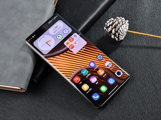 moto X50 Ultra评测：AI加持随手一拍都高级