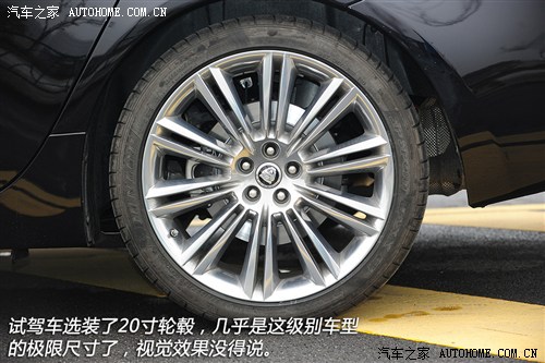 捷豹捷豹捷豹XJ2013款 XJL 3.0 SC 旗舰商务版
