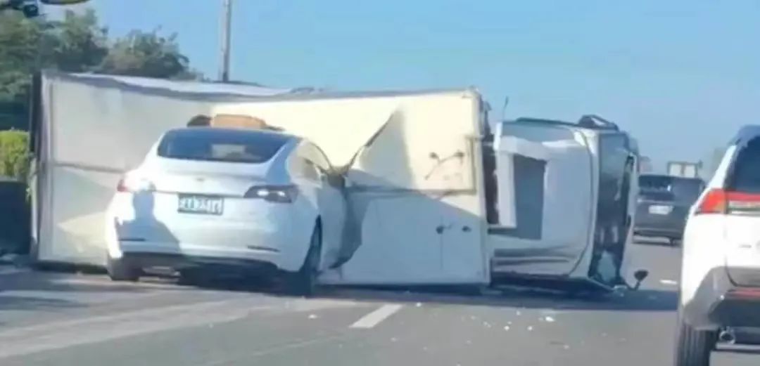 特斯拉安全考试题_特斯拉培训心得_特斯拉的安全培训与认知提升