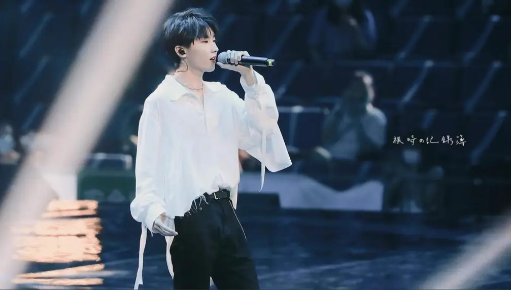 华晨宇2021被拟邀的综艺_综艺华晨宇_华晨宇参与的综艺节目再度引发观众期待