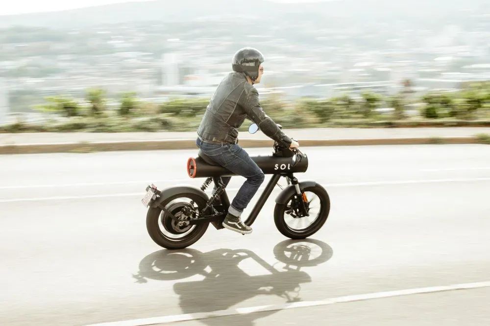 SOL Pocket Rocket S电动摩托车续航70英里，Segway Super Villain SX20 Hybrid混合动力越野车动力强劲