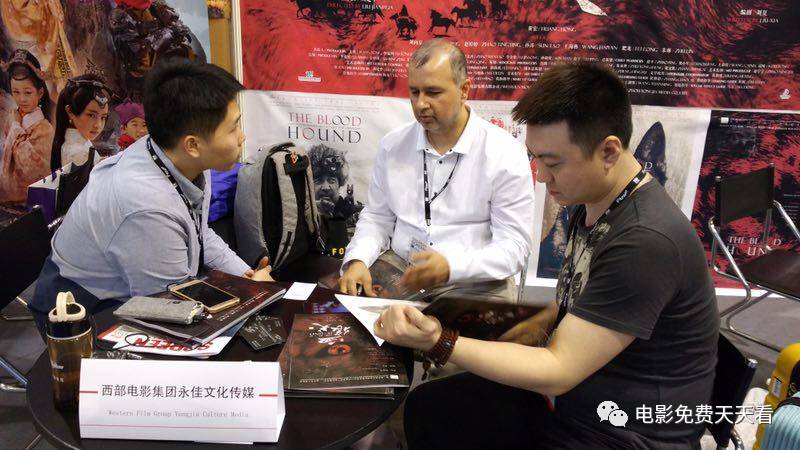 洪金宝导演_电影洪金宝主演_洪金宝与国际电影的交流