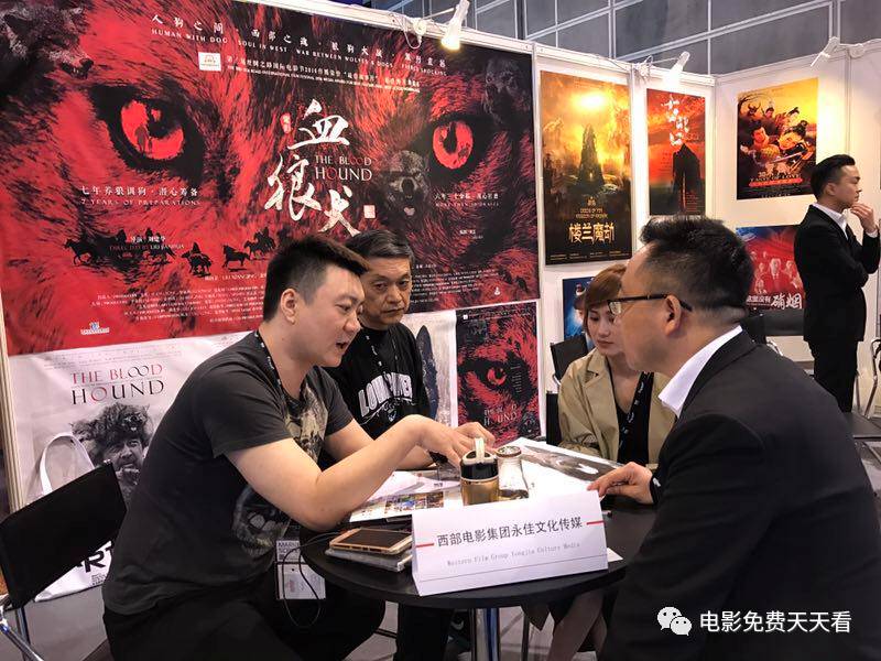 洪金宝导演_电影洪金宝主演_洪金宝与国际电影的交流