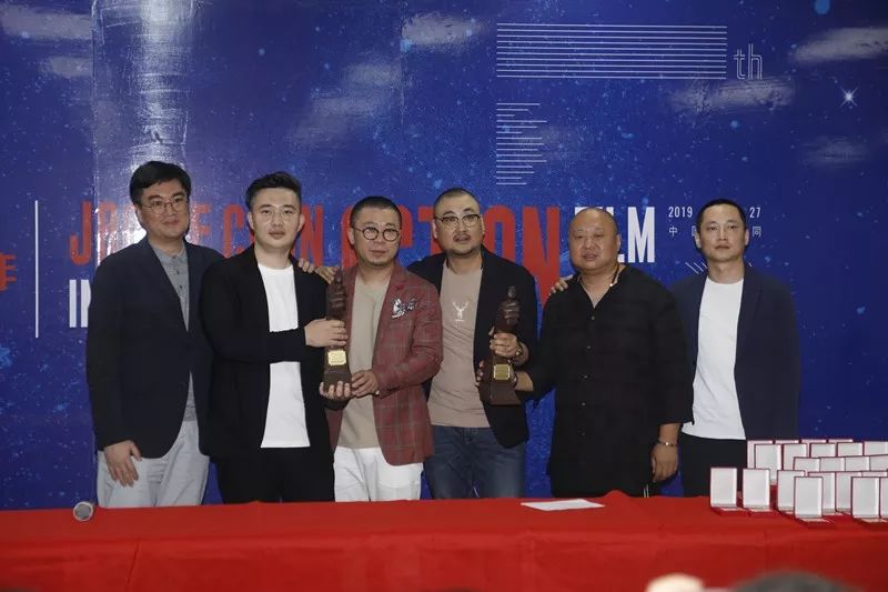 洪金宝与国际电影的交流_洪金宝谈香港电影_洪金宝导演