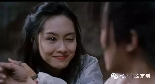 周星驰的作品中反映的社会现象_周星驰电影对社会的影响_周星驰电影的现实意义