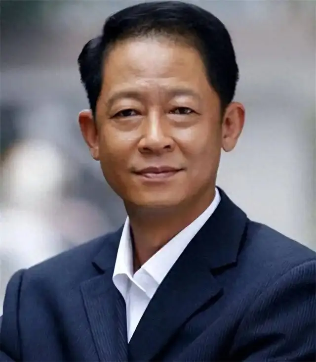 元彪的经典角色与风格演绎_元彪的演技_元彪演的武侠片