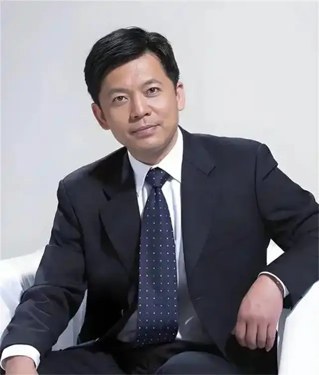 元彪演的武侠片_元彪的演技_元彪的经典角色与风格演绎