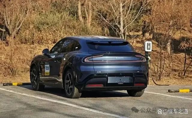 小米智能汽车_小米汽车的制动表现：安全与性能并重_小米汽车黑科技