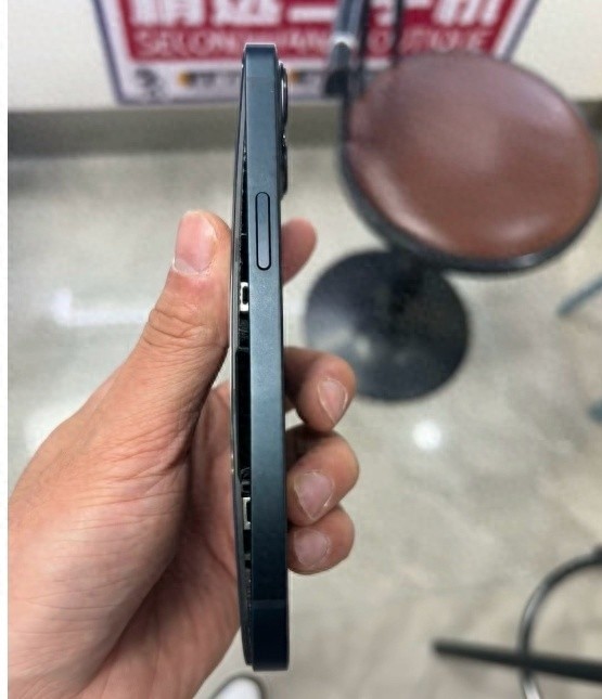 iPhone 13电池鼓包免费维修？苹果官方未宣布，真相成谜